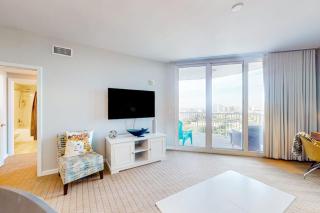 21st-floor condo with Gulf views pool hot tub tennis sauna & private W&D - 5