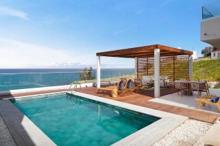 Villa Lara - Stylish Retreat with Beach Access - 0