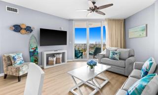 Gorgeous coastal condo with shared pool and private balcony - 7
