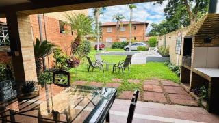 Fina residencia con chimenea en Lambaré - 7