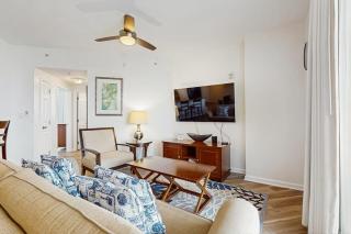 Gulf view condo with WiFi washer & dryer balcony pools & hot tub - 4
