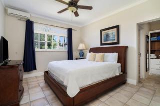 Family-Friendly Beachfront 2BR Condo - 4