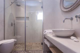 Flag Suites - 6