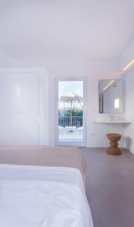Flag Suites - 5