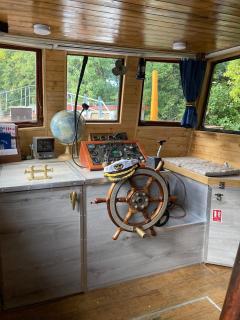 stay on a private boat in the center of Prague 8- Vltava - 6