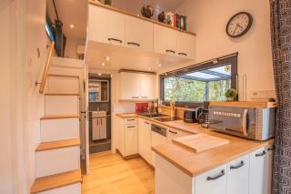 Gemütliches Tiny House mit Terrasse & Klima an Badesee & Naturpanorama für max 4 Gäste - 9