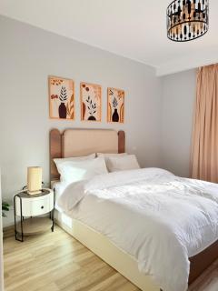 Stylish SODIC Haven, Heart of October Zayed - 4