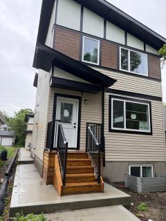 Private Basement Suite Near NAIT & Downtown - 2