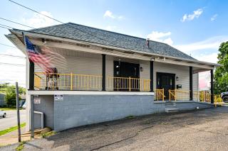 Shop & Stroll! Central Parkersburg Stay Near Dtwn - 8