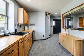 Shop & Stroll! Central Parkersburg Stay Near Dtwn - 6