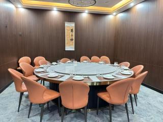 Chonburi Grand Hotel 春武里大酒店 - 6
