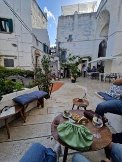 Amare Ostuni - 1