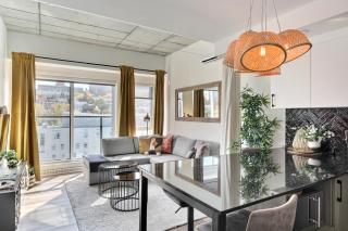 Penthouse, near old city - 3