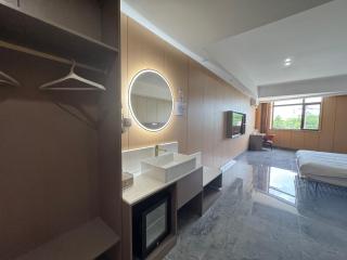 Chonburi Grand Hotel 春武里大酒店 - 1