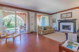 Breezeway home 2 - 1