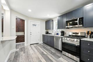 6 BR - Game Room - Free Parking - Near Stadiums - 2