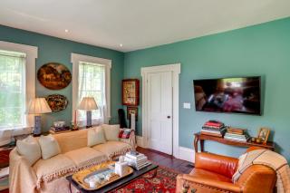 Serene and Historic Farmhouse in the Berkshires - 9