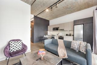 The Lineal 106 - Bright & Modern 1BR in Sandton Pool - Fast Wi-Fi - 3