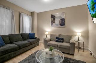 Niagara Falls Retreat - 5