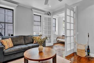 Elegant 3BR-2BA in Gramercy -Modern & Central - 9