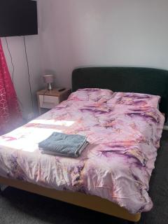 Cozy and Charming Double room with Workspace - 7