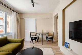 Chic Apartments in the Center of Alsancak - 9