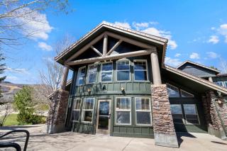 Fox Bay by All Seasons Resort Lodging - 9