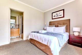 Westpoint Sandton Elite Suites - 2