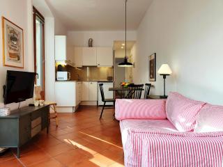 Bright 1-Bed Apartment on La Rambla Barcelona. RJ - 9