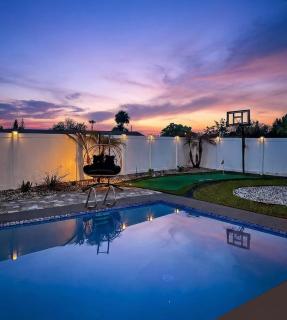 Groovy Casa - 3