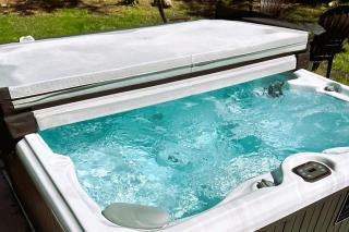 Luxe Holiday in Orleans! 5BR Hot Tub, Bikes, Game Room, Beaches - 9