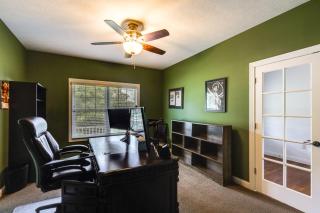 Spacious Group Getaway Near Cincinnati and Dayton - 8