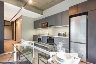 The Lineal 013 - Stylish 1BR in Sandton Central Pool, WiFi - 1