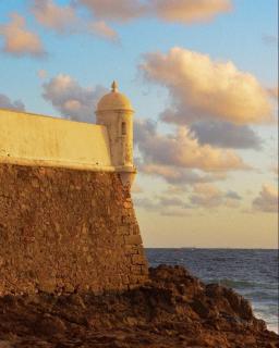 Apartment in front of the beach next to Farol da Barra - 1