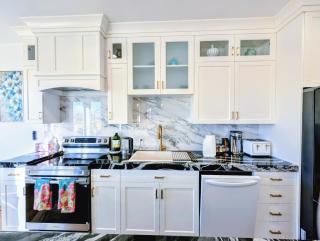 4BR Luxury Home Near Capitol Reef - Sleeps 10 - Kids Playground - 8