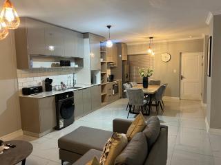 Westpoint luxury 007 apartment - 6