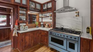 Spacious Mountain Getaway off of Mountain Rd - 3