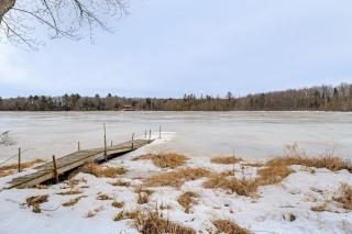 Lakefront Tiny Home w/ Dock Near Chetek! - 8