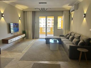 Modern 2-bedroom Apt Dreamland Golf & Pool View - 7