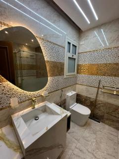 Trio Villa 3BR Private Pool in a Compound in Sheikh Zayed - 1