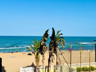 La Mata Beachfront Apartment with Sea View and Pool - 9