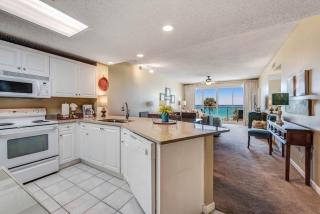 Stunning waterfront home with Gulf views pool & fitness room access - 8