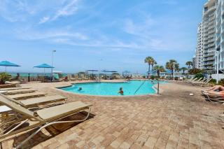 Superb Gulf front condo with pool pool spa & fitness center access - 7