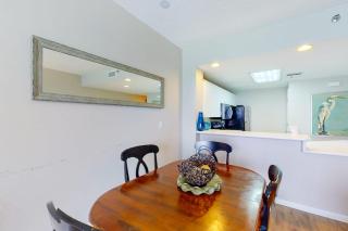 Gorgeous beach view home with balcony pool & fitness room - 3