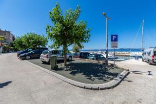 Apartments by the sea Podgora, Makarska - 11432 - 1
