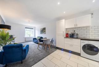 St John's Flats, Newsome - 3