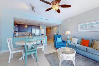 Elegant condo w sweeping gulf views shared pools snack bar & grill area - 6