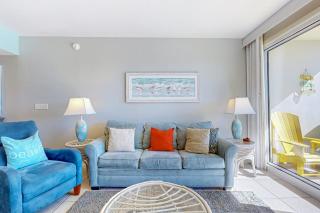 Elegant condo w sweeping gulf views shared pools snack bar & grill area - 3