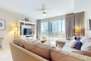 Magnificent waterfront condo w private balcony shared pool gym & snack bar - 2