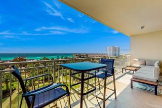 High rise beach condo w water views & swimming pool - close to local sights - 9
